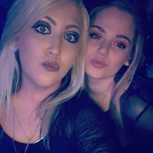 Meet your Posher, April